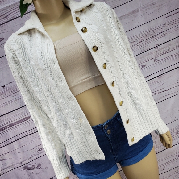 sag harbor petite large knit cardigan ( 5 for $20 ) - Picture 5 of 8